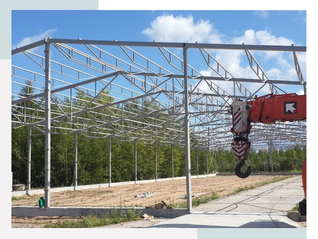 Строительство конюшен в Серов от 612 руб. под ключ