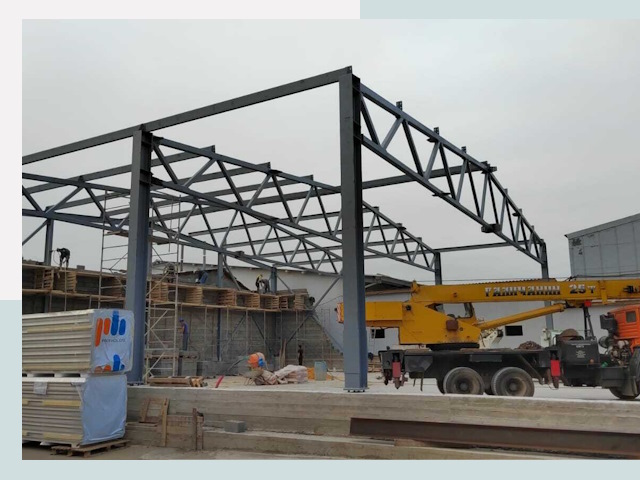 Строительство цехов в Серове