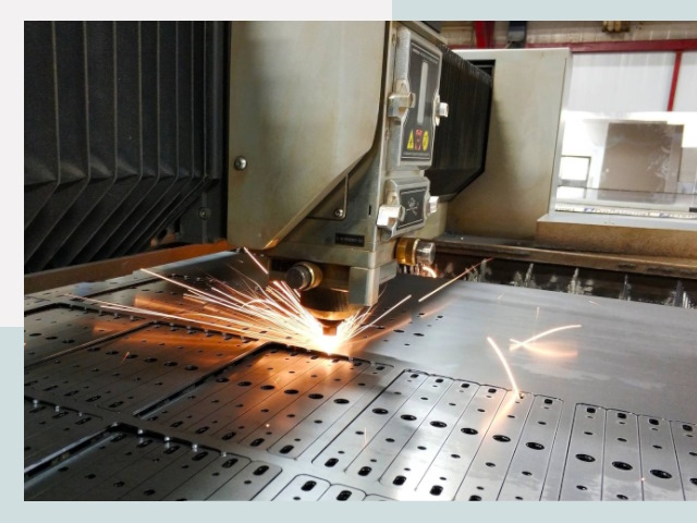 Лазерная резка металла в Серове от 612 руб.